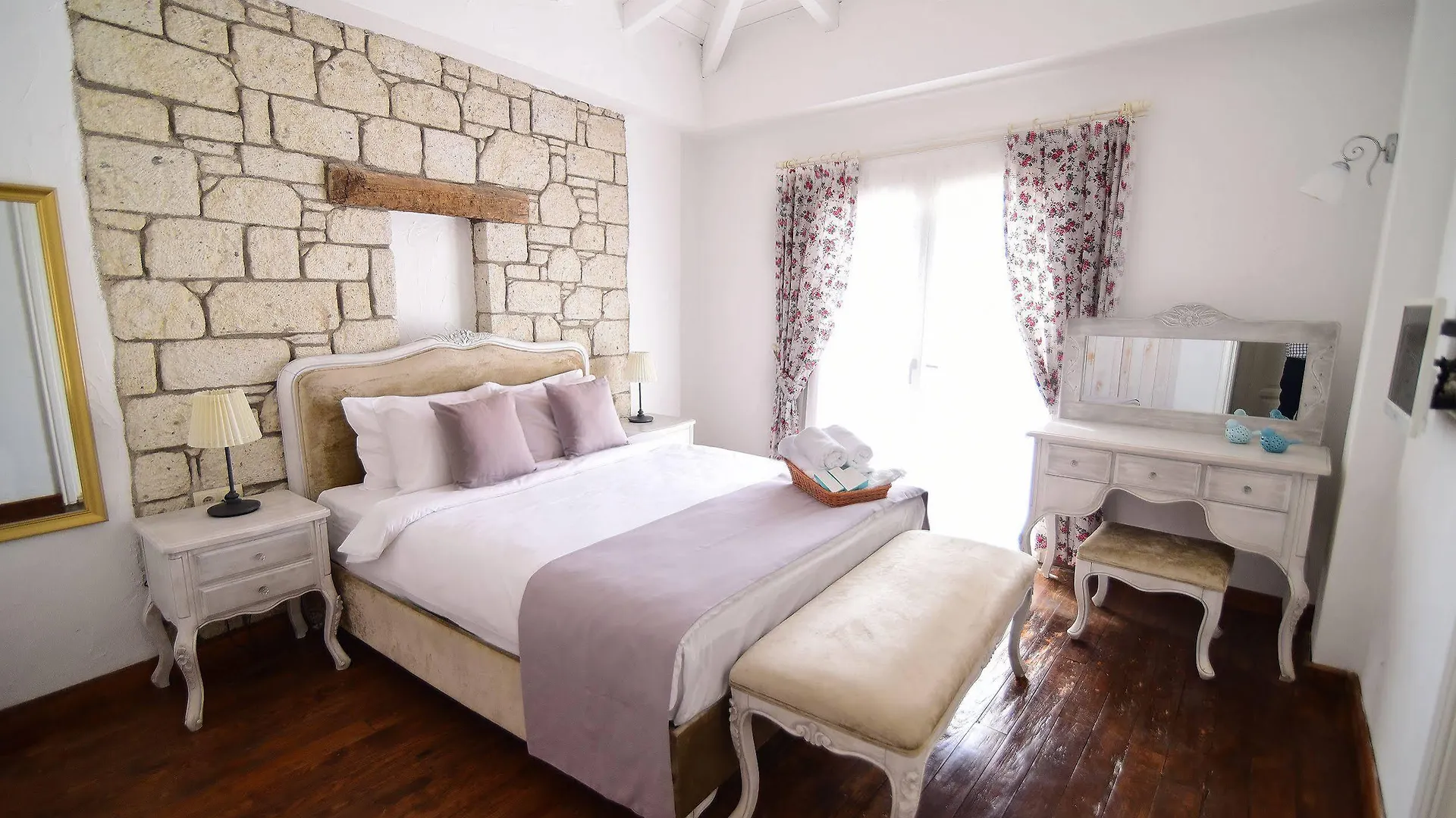Zubeyde Hanim Otel Alacati Çeşme Hotel